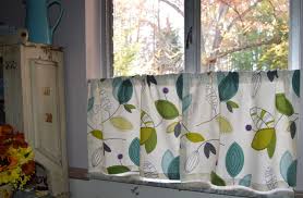 kitchen curtains . leaf cafe curtains
