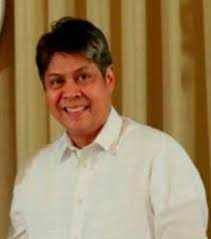 KANINANG UMAGA NAGBITIW BILANG PANGULO NG LIBERAL PARTY SI KIKO PANGILINAN.  NGAYONG HAPON, NAGRESIGN BILANG SECRETARY GENERAL NG LP SI KIT BELMONTE.  Baka pag-gising natin bukas umaga wala na ang LIBERAL PARTY? .....