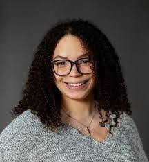 Nakia Willis's Instagram, Twitter & Facebook