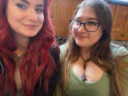 we've left now, thank you everyone!!** First time playing!! Popped out for  a few drinks with my bestie and my brother after impulsively dying our hair  all the same colour😂 and bumped