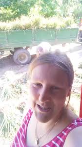 Tak na szybko 🌞🙈, Zapraszam chętnych na samozbiory, przyjedź do nas wykop  sobie z pola sam., Sezon na Polski Czosnek Od Ewy UWAŻAM ZA OTWARTY 🍾🥂,  BĘDZIEMY KOPAĆ POLSKI CZOSNEK OD EWY JESZCZE OK ...