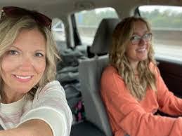 Bonnie Spear's Instagram, Twitter & Facebook