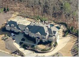 Usher S New Home Usher Raymond Buys New 3 5 Million House Usher Raymond Celebrity Houses Home Cinema Room
