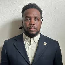 Sean Mcqueen's Instagram, Twitter & Facebook