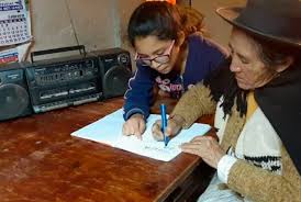 230 MIL ADULTOS CONCLUYEN SUS ESTUDIOS PRIMARIOS Y SECUNDARIOS POR INTERNET,  WHATSAPP Y RADIO NACIONAL – RCR Peru