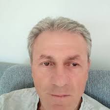 Veoma si lepa i sarmantna zena ❤️ pozdrav ❤️💕