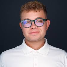 I'm excited to share that I will be attending the University of Illinois  College of Law next year! After completing my undergraduate degree in  Political Science at UIUC, I'm honored to continue