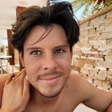 Kade sweeney (@kade_sweeney) • Instagram photos and videos