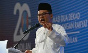 18 ve 19 ekim 1976 (haz. Akmal Nasir Parti Keadilan Rakyat