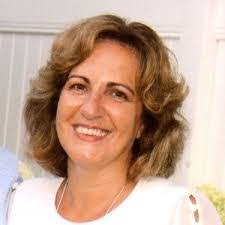 Karen Finnell's Instagram, Twitter & Facebook