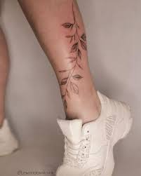 Tatuaze Monika Lewandowska On Instagram Freehand Leaves X Polandtattoos Tattoopoland Polandtattoo Polskietatuaze Anklet Tattoos Vine Tattoos Tattoos