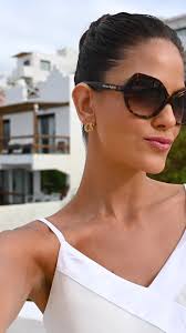 Com um look Carmen Steffens sofisticado você está pronta para enfrentar  qualquer desafio com estilo e requinte. #carmensteffens #summer24 #moda  #cselegance