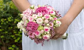 Wir haben die besten 2021 von hochzeitsblumen im ausverkauf. Blumen Zur Hochzeit Zuverlassig Bei Fleurop Bestellen