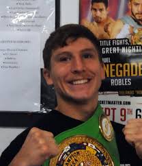 Tehachapi's Macias punches his way to 15-0