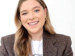 Dawn Nowlin's Instagram, Twitter & Facebook