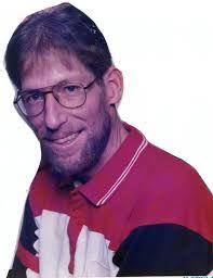 Lee Smothers's Instagram, Twitter & Facebook