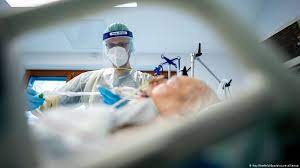 Coronavirus Sos At German Intensive Care Units Germany News And In Depth Reporting From Berlin And Beyond Dw 11 11 2020