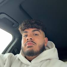 Anyone have an extra gt500 decklid in gloss black?