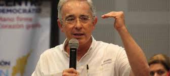 Álvaro Uribe: Líderes políticos y académicos piden garantías en caso Uribe