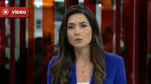 Haber kanallarını izlerken rahatsız bile oluyorum. Cnn Turk Spikeri Depreme Canli Yayinda Yakalandi