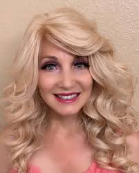 Shirley Carrillo's Instagram, Twitter & Facebook