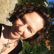 Jennifer Nace's Instagram, Twitter & Facebook