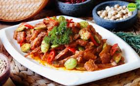 Tumis bumbu yang telah dihaluskan. Sambal Goreng Tempe Teri Rasasayange Co Id