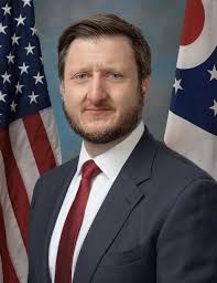 JD Larson or is it Danny Vance? : r/Daniellarson