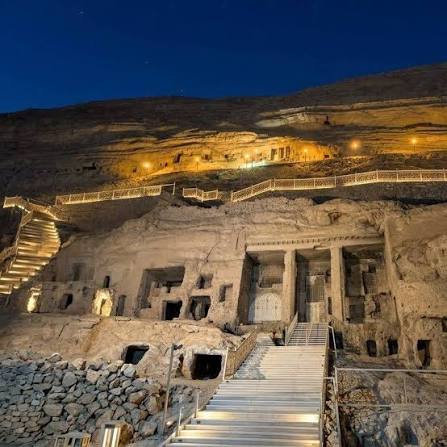 دير وكنائس العذراء والامير تادرس المشرقي بدير ريفا - اسيوط | Asyut