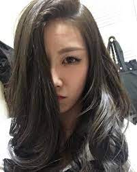 いいね 39件 コメント3件 ゆいかまちょさん yuika0202 のinstagramアカウント 前髪 伸びすぎて横に流さんかったらまぢでだらーんてなる 写真横に流してない状態ね まぢでやばい 気づいたら長いし重いわ ちさとちゃんに前髪切ってもーらお 今日髪