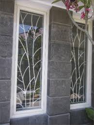 Sedangkan, bentuk dan model jendela berperan penting dalam estetika dan penampilan rumah anda. 70 Model Desain Jendela Minimalis Terbaru Model Desain Rumah Minimalis