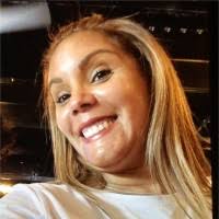 100+ perfiles de «Maddy Santos»