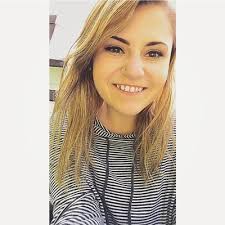 Madison Booth (@madison_booth_)