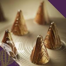 This Year Marks The 40th Year Anniversary Of The Collaboration Between Cacao Barry La Maison Lenotre On This Occasio Chocolatier Baking And Pastry Chocolate