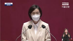 장혜영 is the author of jendela orpheus vol. ì„œìš¸ì‹ ë¬¸ ìž¥í˜œì˜ 5ë¶„ ì—°ì„¤ í†ºì•„ë³´ê¸° 86ì„¸ëŒ€ ë¹„íŒ ë„ˆë¨¸ 87ë…„ìƒì˜ ì§„ì‹¬