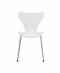 Die stuhlserie gilt als eines der erfolgreichsten möbel weiltweit und ist ein klassiker der modernen. Fritz Hansen 3107 Serie 7 Stuhl Arne Jacobsen Esche Weiss Gunstig Kaufen Ebay