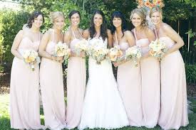 From bridesmaid hair ideas and updos to mismatched bridesmaid hair, here's your guide to choosing the best bridesmaid hairstyles for your 2020 wedding. Three Things To Let Bridesmaids Choose Bridalguide