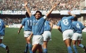 La copa de la liga profesional de fútbol argentino 2020, altresì conosciuta come copa de la liga profesional 2020 e ribattezzata ufficialmente, dal 25 novembre 2020, copa diego armando maradona, è stata una coppa nazionale calcistica argentina, nonché primo torneo ufficiale organizzato dalla neonata liga profesional de fútbol argentino, organo interno all'afa, che ha soppiantato la. Napoli Fa Un Appello A Maradona Sostieni La Palestina E La Campagna Contro La Coppa Uefa Under 21 In Israele Bds Italia