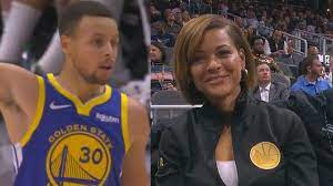 Steph curry can typically stay in front of his man, fight through screens, and put up a good fight a lot parents don't understand basketball but think that they do. Stephen Curry Impresses His Mom Dad Warriors Vs Hawks Youtube