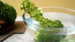 She raises her own organic garden at home, and recommended to him that i soak the broccoli in salt water before cooking it. 3 Ways To Clean Broccoli Wikihow