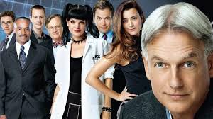 Tom selleck, donnie wahlberg, bridget moynahan. Ncis Mit Einem Haken Gibbs Und Co Bekommen Offiziell Weitere Staffel Chip