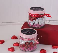Valentine S Idea Week Day 2 Layered Candy Mason Jars I Dig Pinterest Mason Jar Candy Candy Mason Valentine Mason Jar