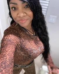 Lynette Carr (@_ladytwin) • Instagram photos and videos