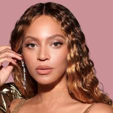 Fanny Lu regresa con poderoso mensaje