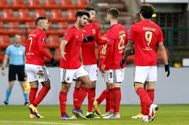 Head to head statistics and prediction, goals, past matches, actual form for liga zon sagres. Benfica In The Azores Tries To Get Closer To The Leader Sporting Fc Porto Receives Moreirense
