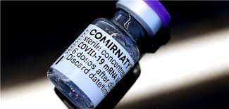 Preparing comirnaty (pfizerbiontech) covid‐19 mrna vaccine version 4.0 19/03/2021 discard the ampoule and any remaining diluent in it into waste bin attach 21 gauge green needle to the syringe insert diluent slowly into the vaccine vial. Rheinland Pfalz Erlaubt Siebte Dosis Bei Corona Impfstoff Comirnaty