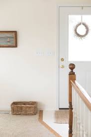 Some folks love to paint while others would rather have a root canal without novocaine. Trim Paint Painting Trim White