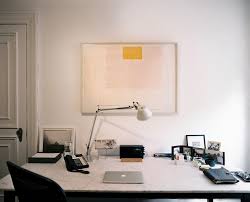 Modern office decor has evolved from the stodgy, completely utilitarian look of yesteryear. Minimalist Modern Work Space Home Office Design Ideas Lonny