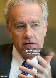 19,796 Aaron Gilbert Photos & High Res Pictures