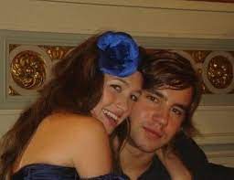 Pues bien, el ex chiquititas, floricienta y rincón de luz agustín sierra rememoró aquellos días de suceso infantil, y en medio de su charla reveló que pero éramos niños y después cada uno tuvo sus novias. Agustin Sierra And Maria Candela Vetrano Photos Agustin Sierra And Maria Candela Vetrano Picture Gallery Famousfix